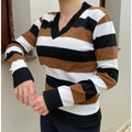 Blusa Feminina de Tricot Listrada com Gola V para Inverno