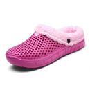 Pantufa Unissex Peluciada Vazada com Solado Antiderrapante